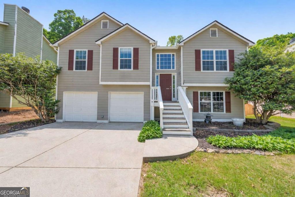2612 Lake Park Bend, Acworth, GA 30101