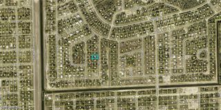 740 Longbow LN, Lehigh Acres, FL 33972