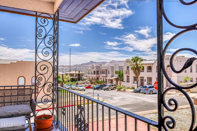 1300 RANDOLPH Drive, El Paso, TX 79902