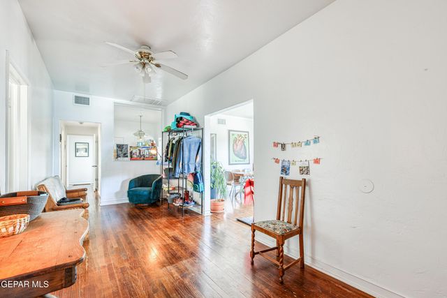 1300 RANDOLPH Drive, El Paso, TX 79902