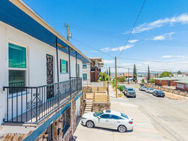 1300 RANDOLPH Drive, El Paso, TX 79902