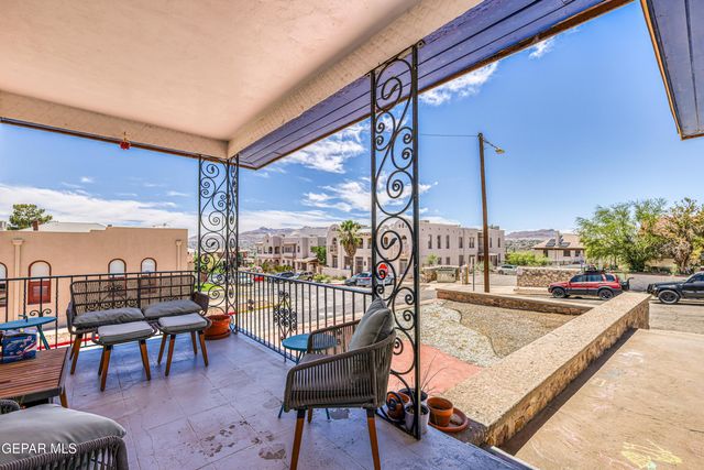 1300 RANDOLPH Drive, El Paso, TX 79902