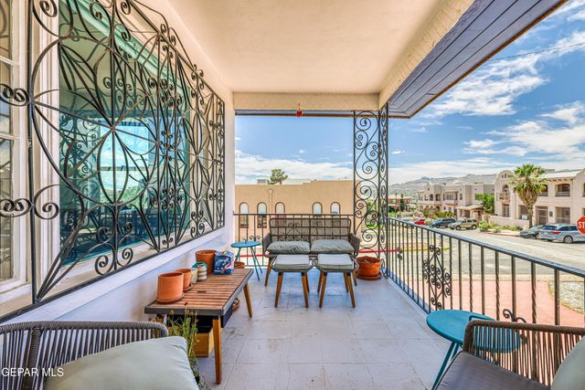 1300 RANDOLPH Drive, El Paso, TX 79902
