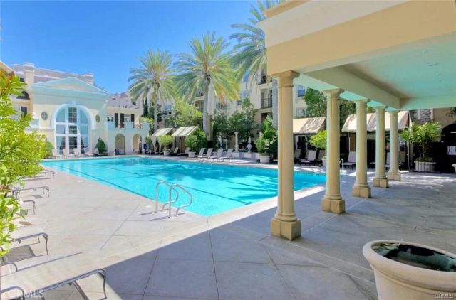 2212 Watermarke, Irvine, CA 92612