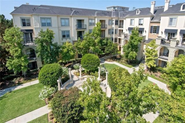 2212 Watermarke, Irvine, CA 92612