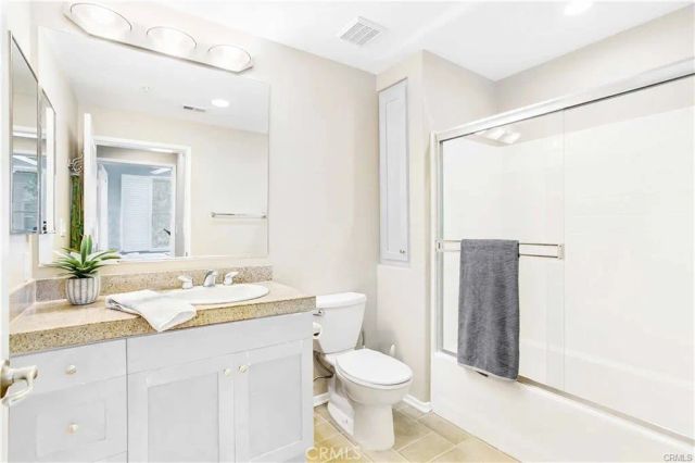 2212 Watermarke, Irvine, CA 92612