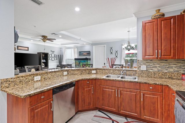 4501 Mimosa Terrace 1404, Coconut Creek, FL 33073