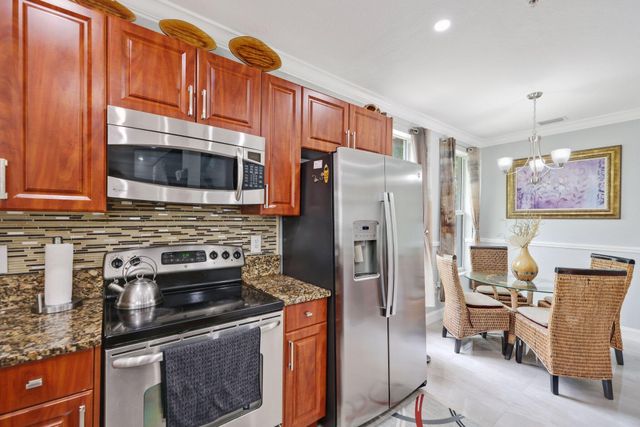 4501 Mimosa Terrace 1404, Coconut Creek, FL 33073