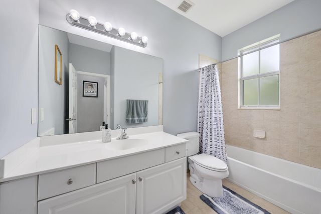 4501 Mimosa Terrace 1404, Coconut Creek, FL 33073