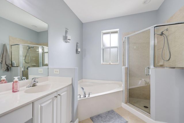 4501 Mimosa Terrace 1404, Coconut Creek, FL 33073