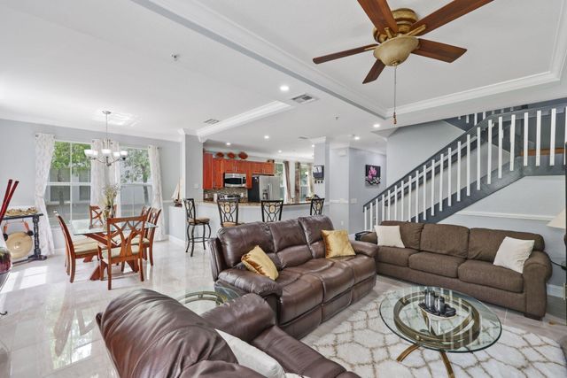 4501 Mimosa Terrace 1404, Coconut Creek, FL 33073