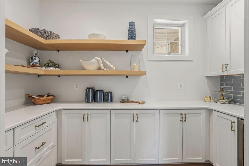 Image 20 of property listing at 205 RIVER RD, Chestertown, MD 21620