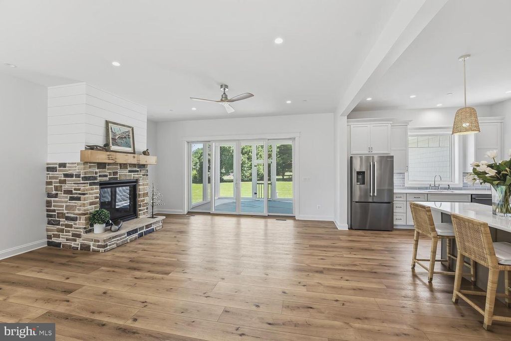 Image 25 of property listing at 205 RIVER RD, Chestertown, MD 21620