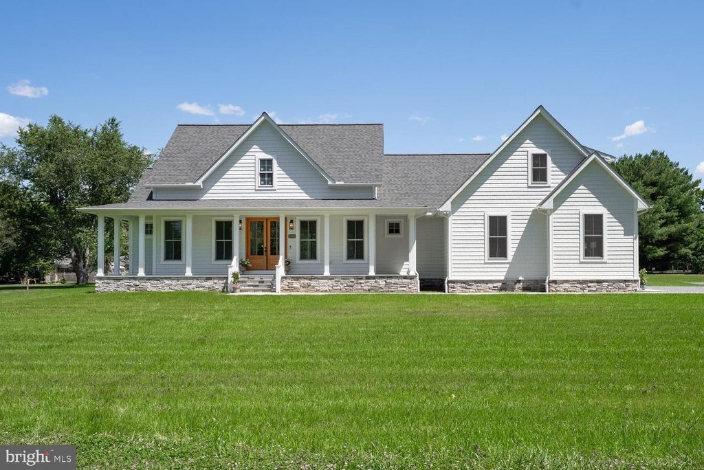 Image 8 of property listing at 205 RIVER RD, Chestertown, MD 21620
