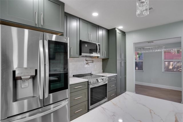 4029 13TH AVENUE S, St Petersburg, FL 33711