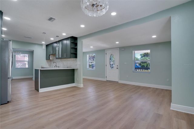 4029 13TH AVENUE S, St Petersburg, FL 33711