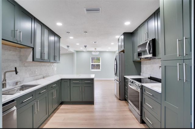4029 13TH AVENUE S, St Petersburg, FL 33711