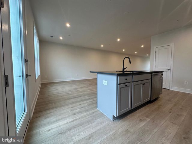 43324 FARRINGDON SQ, Broadlands, VA 20148