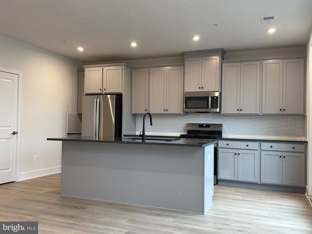 43324 FARRINGDON SQ, Broadlands, VA 20148