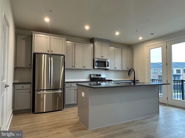 43324 FARRINGDON SQ, Broadlands, VA 20148