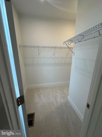 43324 FARRINGDON SQ, Broadlands, VA 20148