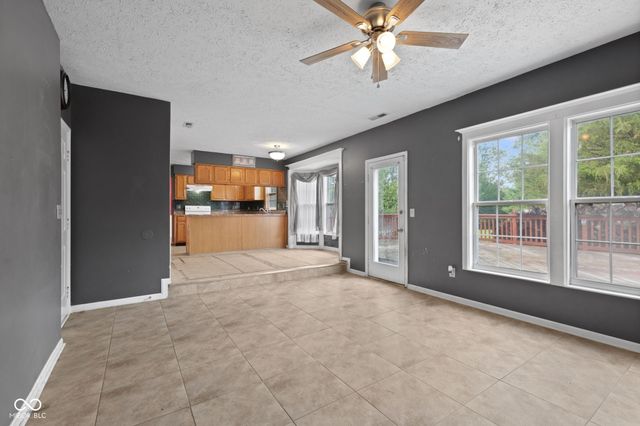 643 Creston Point Circle, Indianapolis, IN 46239