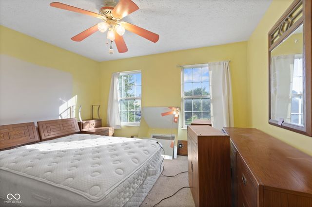 643 Creston Point Circle, Indianapolis, IN 46239