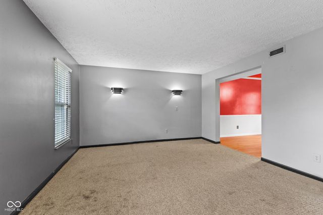 643 Creston Point Circle, Indianapolis, IN 46239