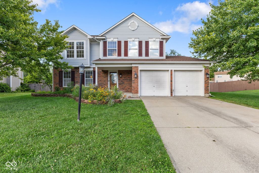 643 Creston Point Circle, Indianapolis, IN 46239