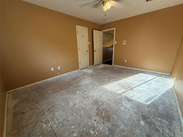 914 Chase Creek Circle, Bacliff, TX 77518