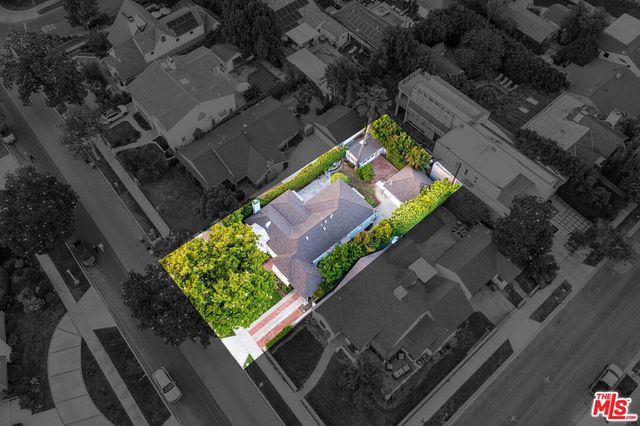 4322 N Clybourn Avenue, Burbank, CA 91505