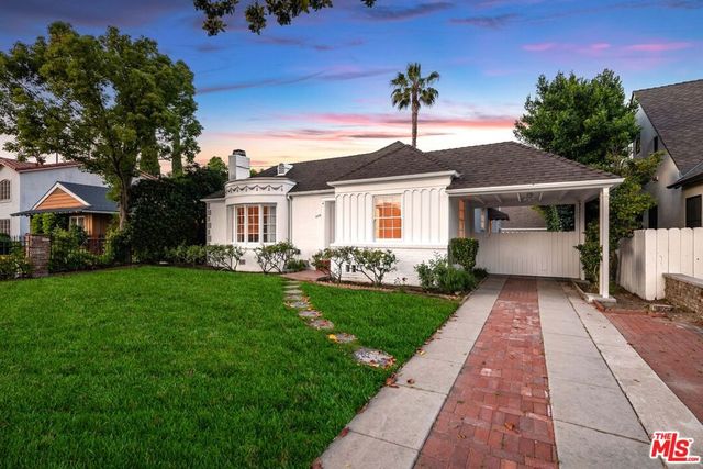 4322 N Clybourn Avenue, Burbank, CA 91505