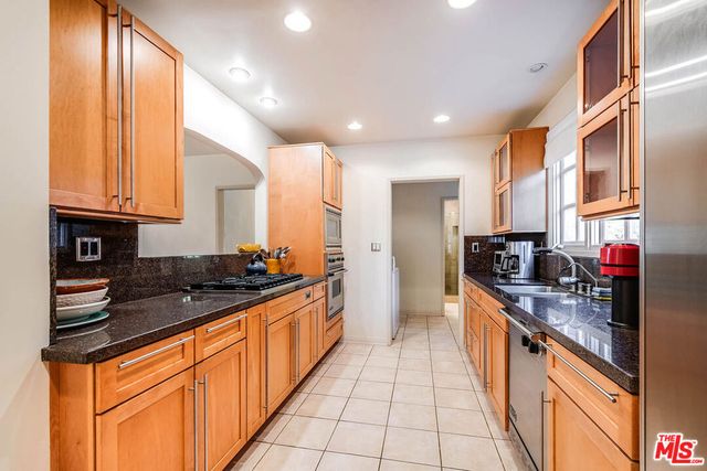 4322 N Clybourn Avenue, Burbank, CA 91505