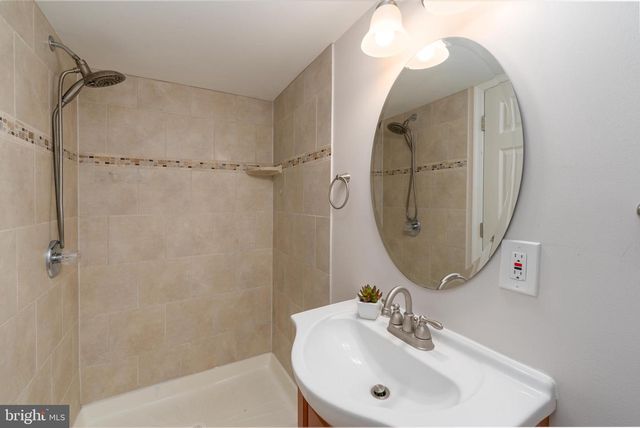 8321 BYINGTON RD, Towson, MD 21286