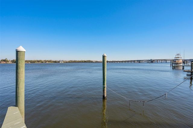 241 LEXINGTON DRIVE, Daytona Beach, FL 32114