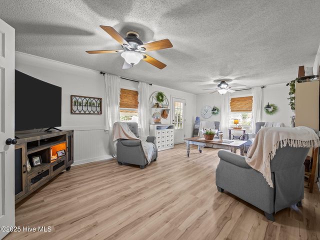 2867 Easy Street, Newport, NC 28570