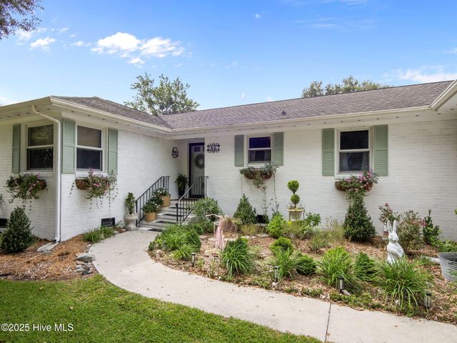 2867 Easy Street, Newport, NC 28570