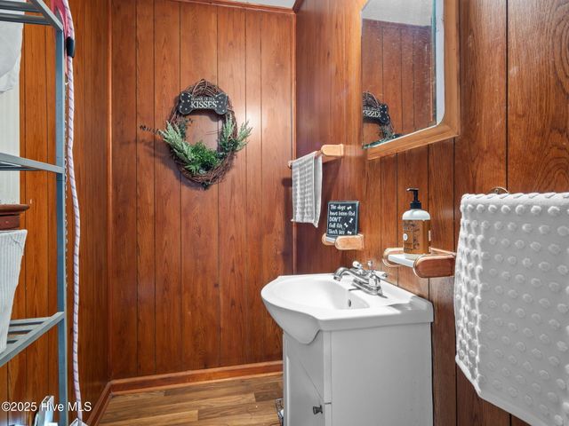 2867 Easy Street, Newport, NC 28570