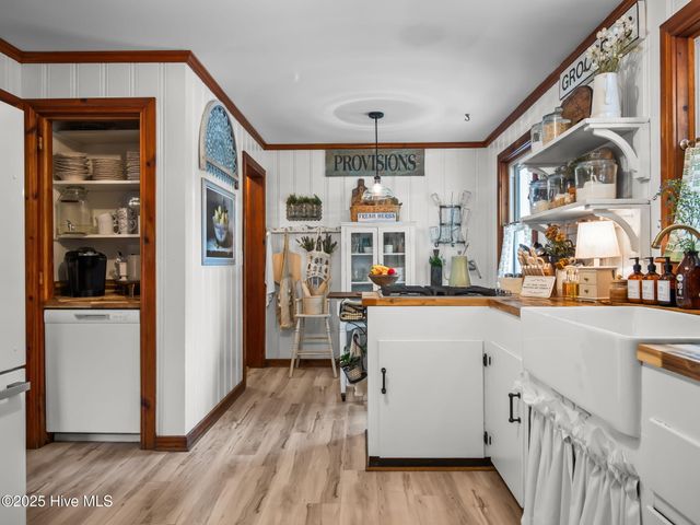 2867 Easy Street, Newport, NC 28570