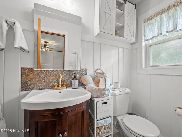 2867 Easy Street, Newport, NC 28570