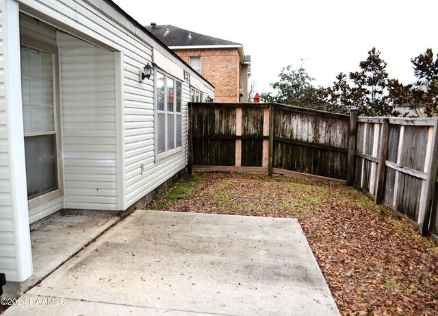 319 Artisan Road D, Lafayette, LA 70508