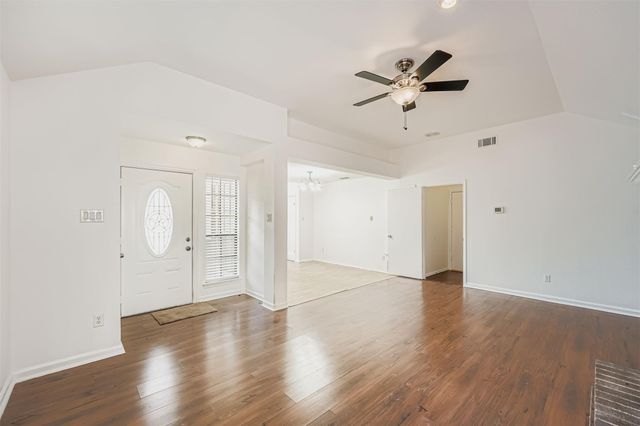 2100 Buckeye LN, Round Rock, TX 78664