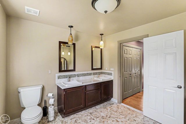 14270 31 Mile Road Road, Washington, MI 48095