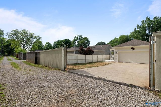 1318 Humes Avenue NE, Huntsville, AL 35801