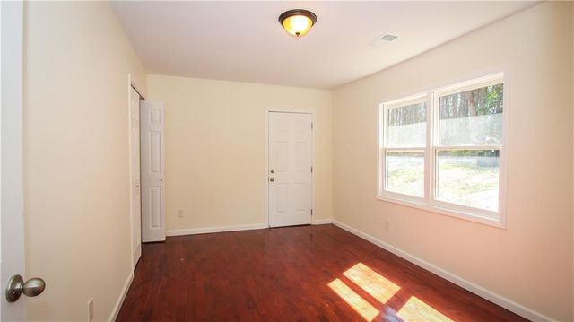 899 E Doyle Street, Toccoa, GA 30577