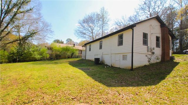 899 E Doyle Street, Toccoa, GA 30577