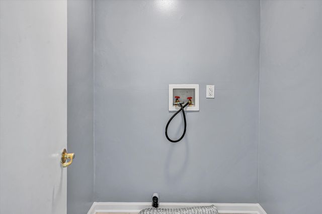 1228 Thomas AVE, Roanoke, VA 24017