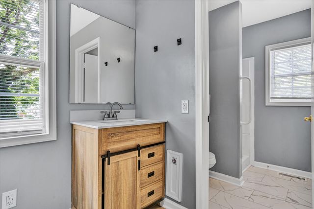 1228 Thomas AVE, Roanoke, VA 24017