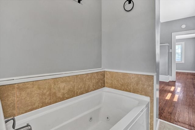 1228 Thomas AVE, Roanoke, VA 24017