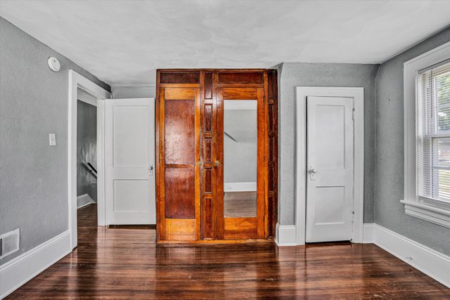 1228 Thomas AVE, Roanoke, VA 24017